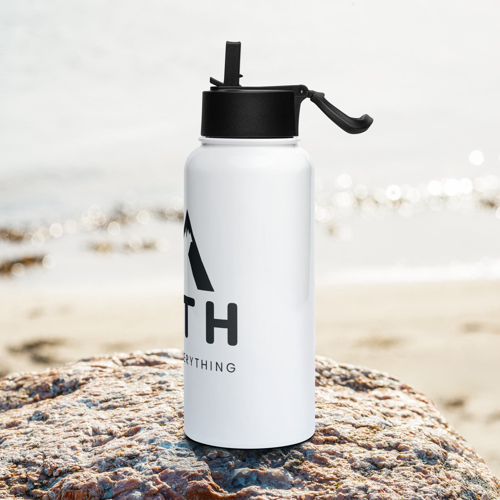 ERTH eco-friendly stainless steel water bottle 32oz with straw lid – white